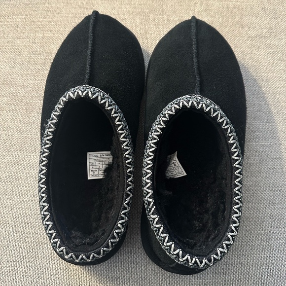 Ugg Tasman Slippers - Picture 3 of 5